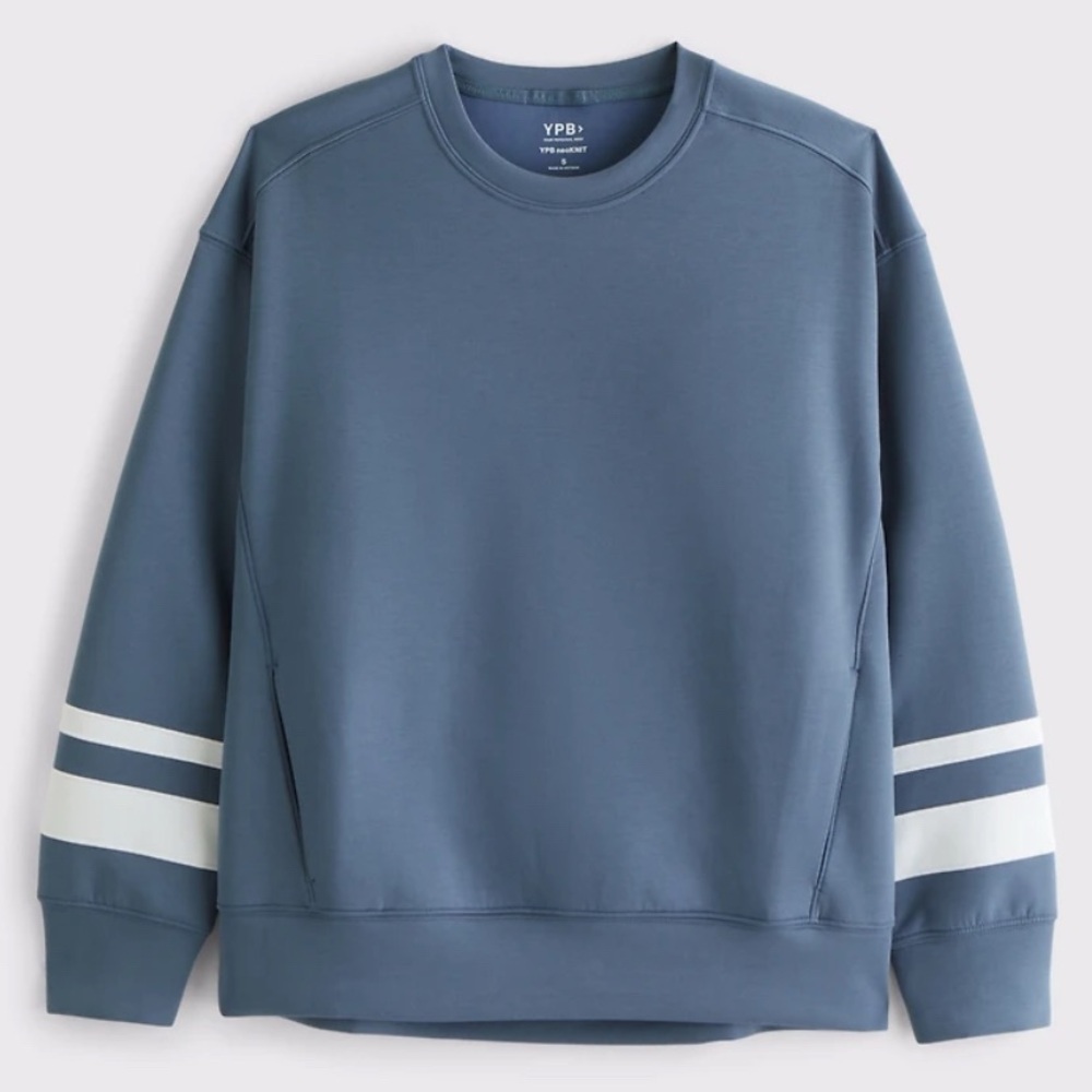 NWT [Abercrombie & Fitch] YPB neoKNIT Crewneck Sweatshirt Light Blue Women’s XL - Picture 2 of 12